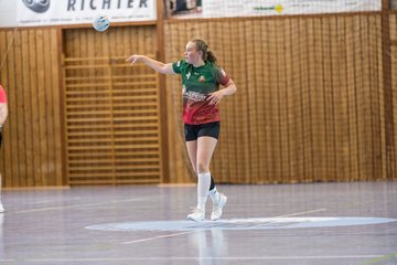 Bild 190 - wBJ HSG Kremperheide/Muensterdorf - HSG Joerl-Doppeleiche Vioel : Ergebnis: 34:23